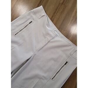 Chico’s Women’s Cargo Pants Sz 1 Beige Zip Pocket Casual Straight Leg EUC